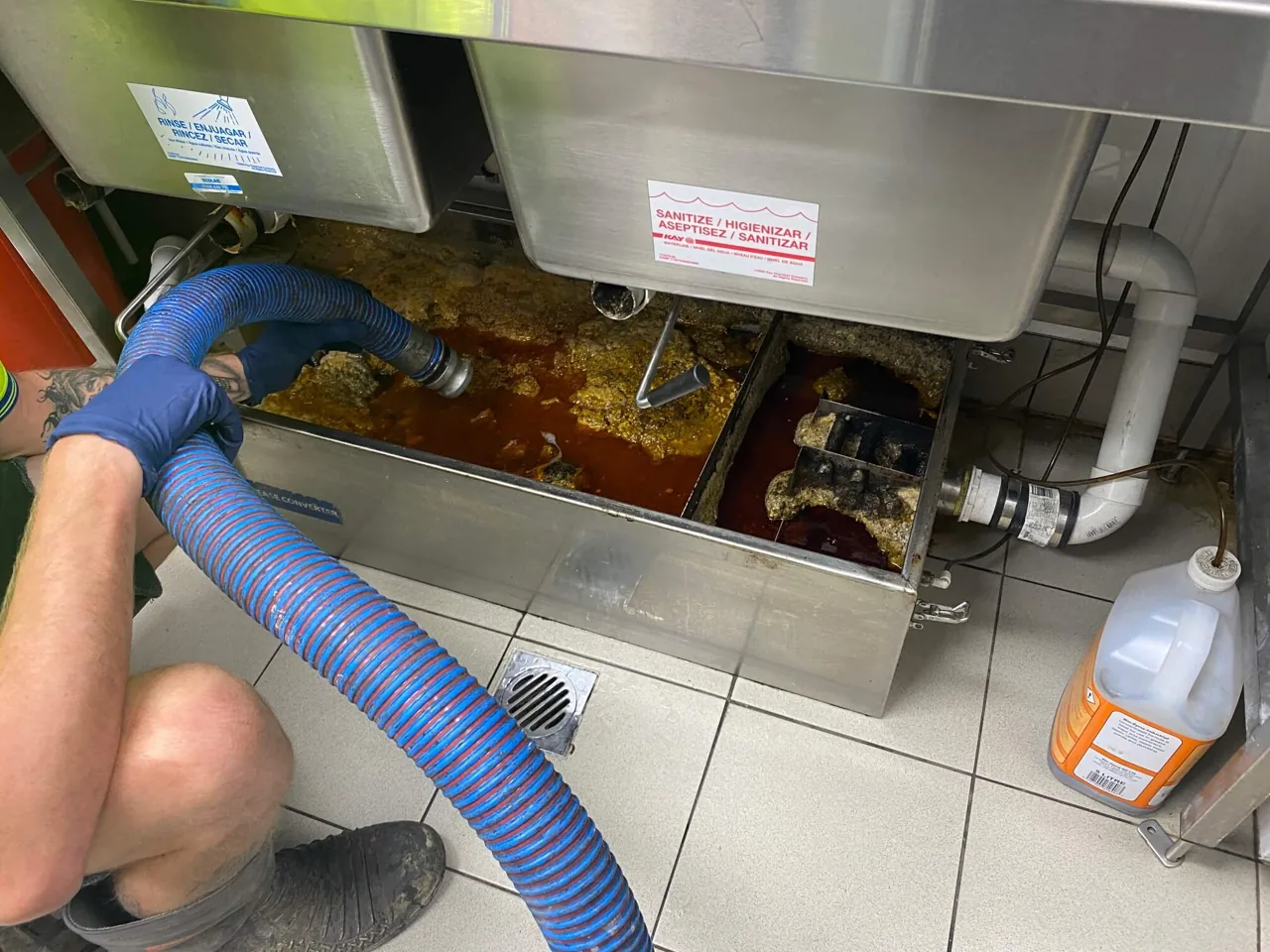 Prestation PVFS : Vidange Bac à Graisse